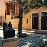 아파트 Con Jardin A 11 Metros De La Playa. Se.