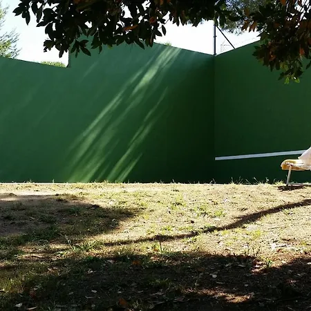 Con Jardin A 11 Metros De La Playa. Se. Apartman *