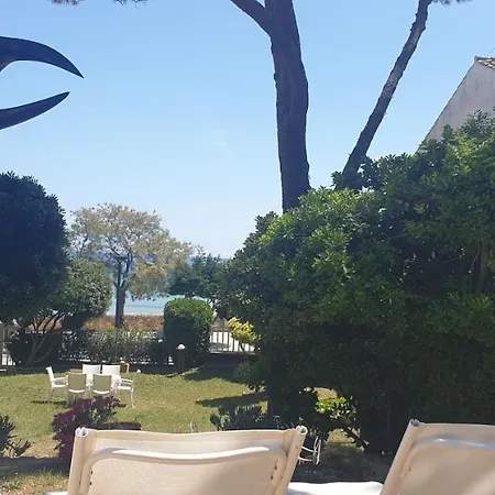 Apartment Con Jardin A 11 Metros De La Playa. Se. *