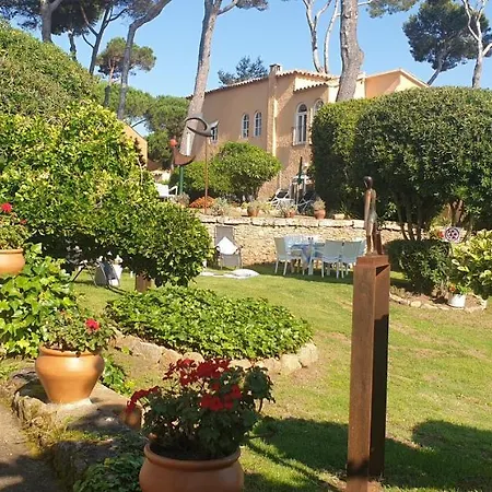 Apartment Con Jardin A 11 Metros De La Playa. Se. Palamos