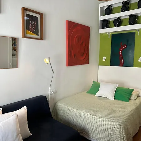 Con Jardin A 11 Metros De La Playa. Se. Palamos