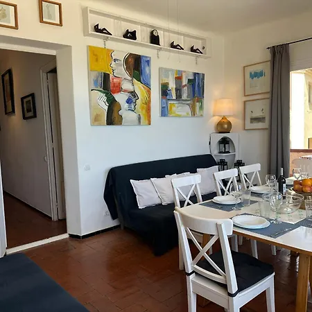 Con Jardin A 11 Metros De La Playa. Se. * Palamos